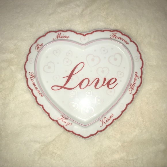 Avon Gift Collection Love Decorative Ceramic Dish - Picture 2 of 10